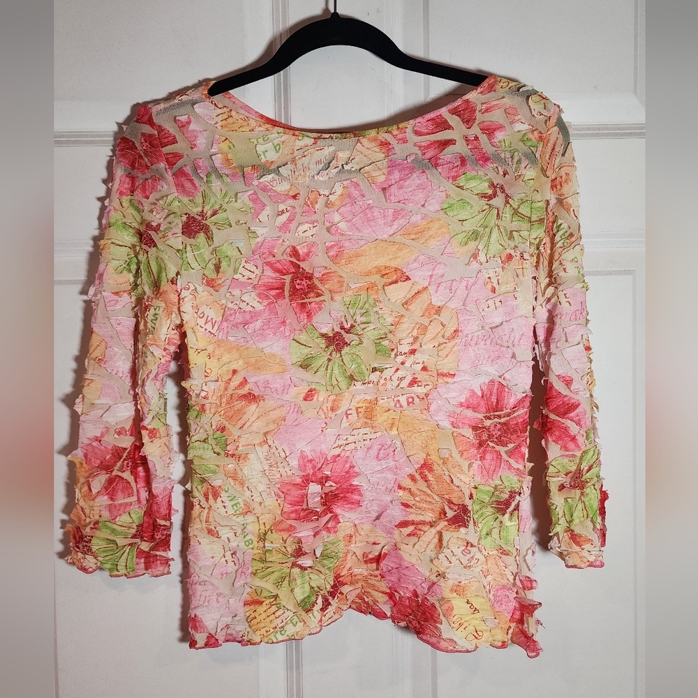 Sno Skins Unique Colorful Floral Mesh 3/4 Sleeve Blouse Small